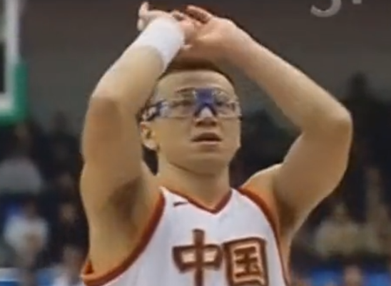 范斌参与2003男篮亚锦赛